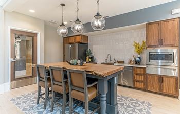 Community kitchen